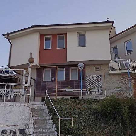 Nikolovi Home Apartments Pomorie Exteriér fotografie