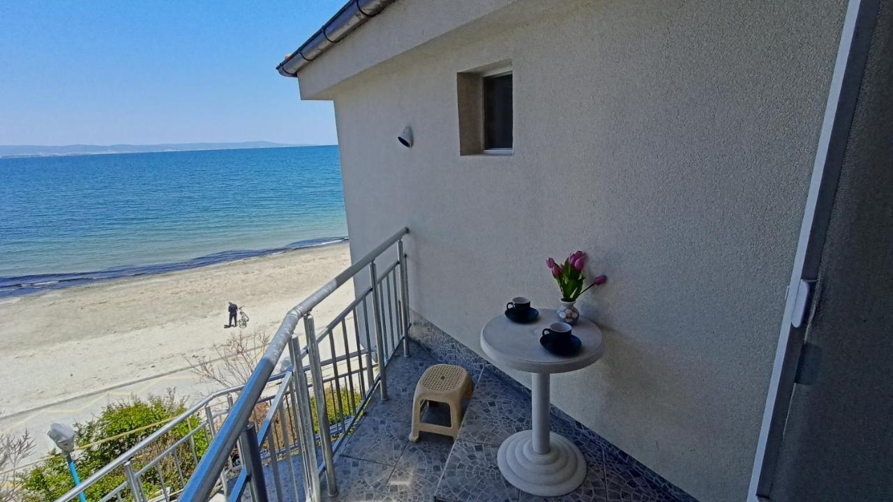 Nikolovi Home Apartments Pomorie Exteriér fotografie