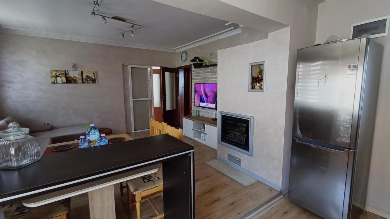 Nikolovi Home Apartments Pomorie Exteriér fotografie