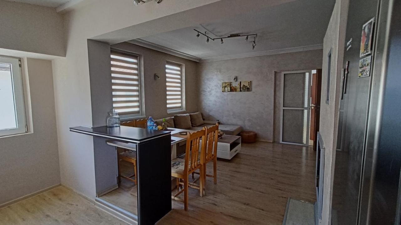 Nikolovi Home Apartments Pomorie Exteriér fotografie
