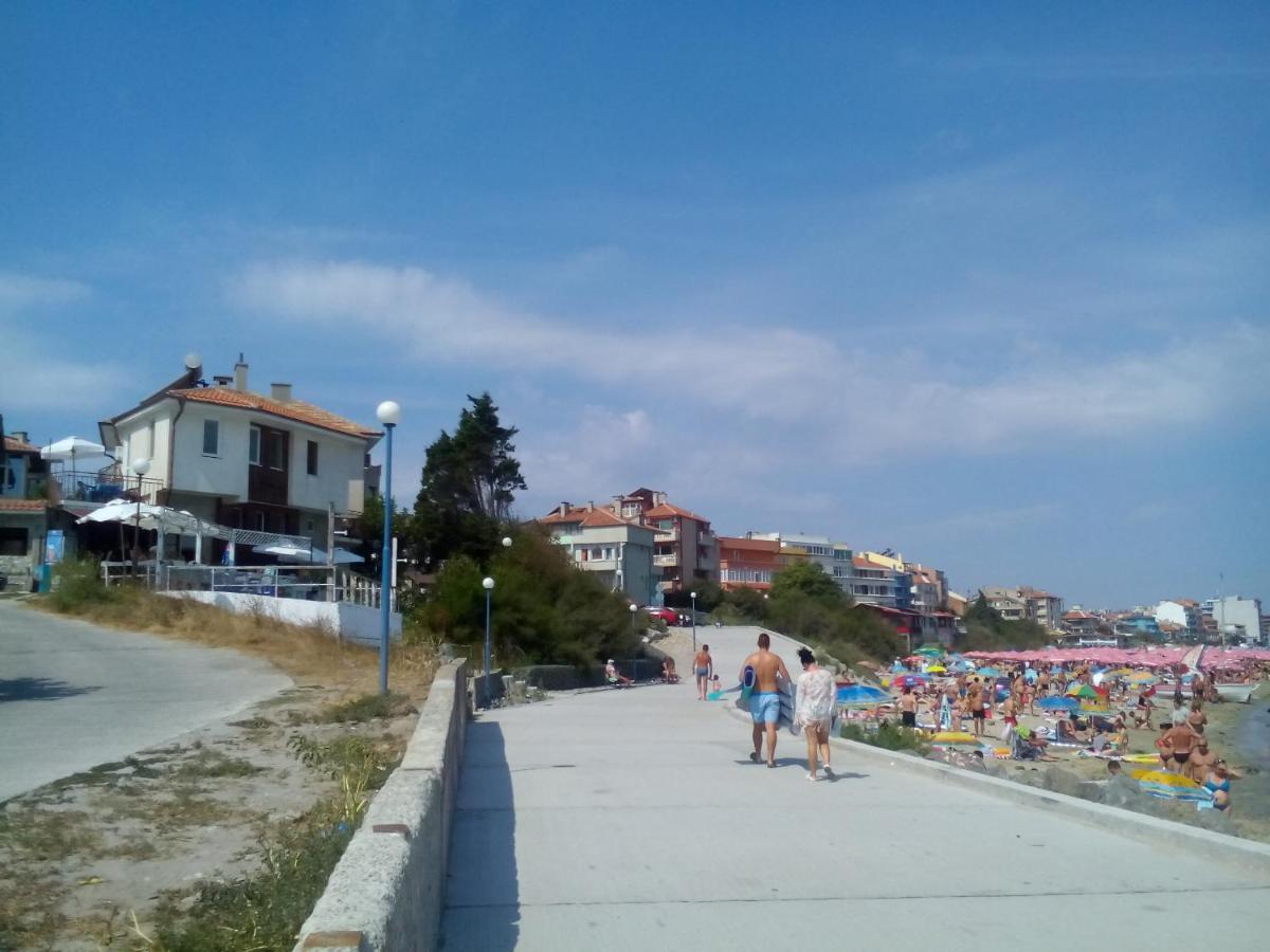 Nikolovi Home Apartments Pomorie Exteriér fotografie